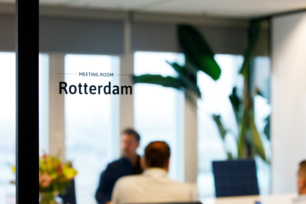 Vergadering in Rotterdam